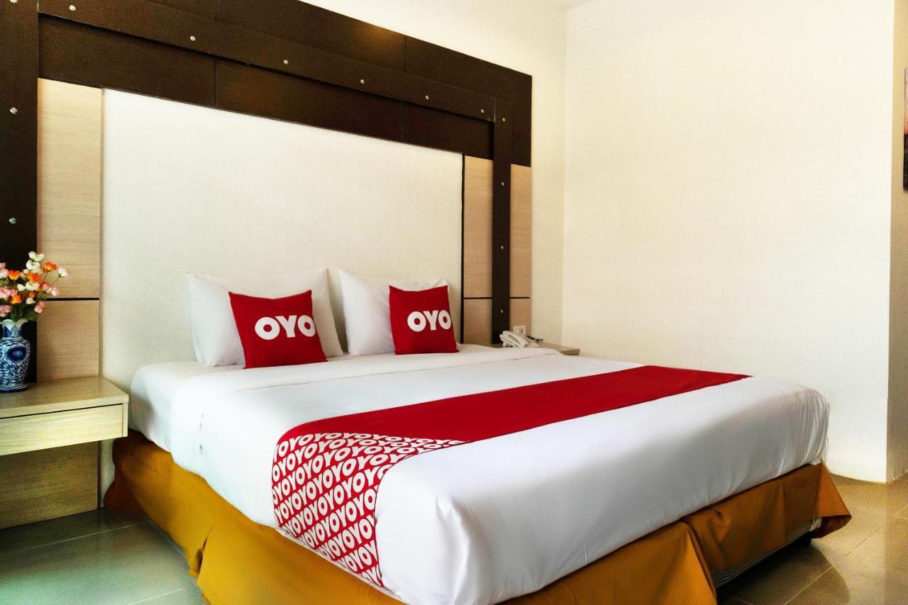 Oyo 792 Omsaga Phuket Hotel Zewnętrze zdjęcie